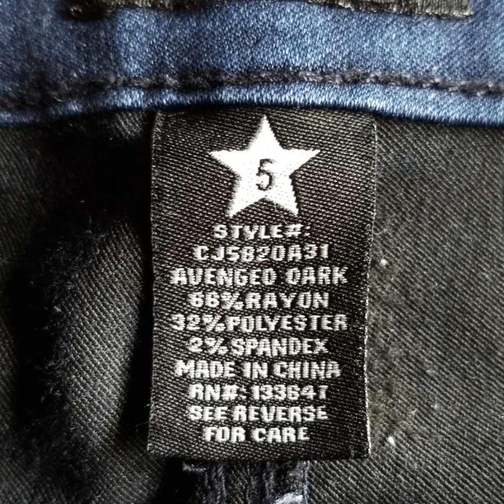 Celebrity Pink Jeans - Picture 5 of 6